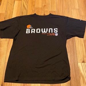 Men’s Cleveland browns t-shirt size small